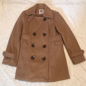 100% polyester coat.